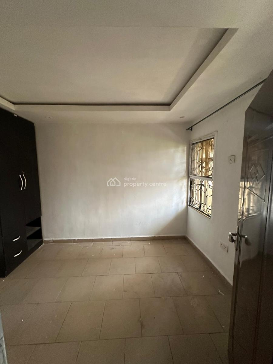 Spacious Upstairs, Ilasan, Lekki, Lagos, Mini Flat (room and Parlour) for Rent