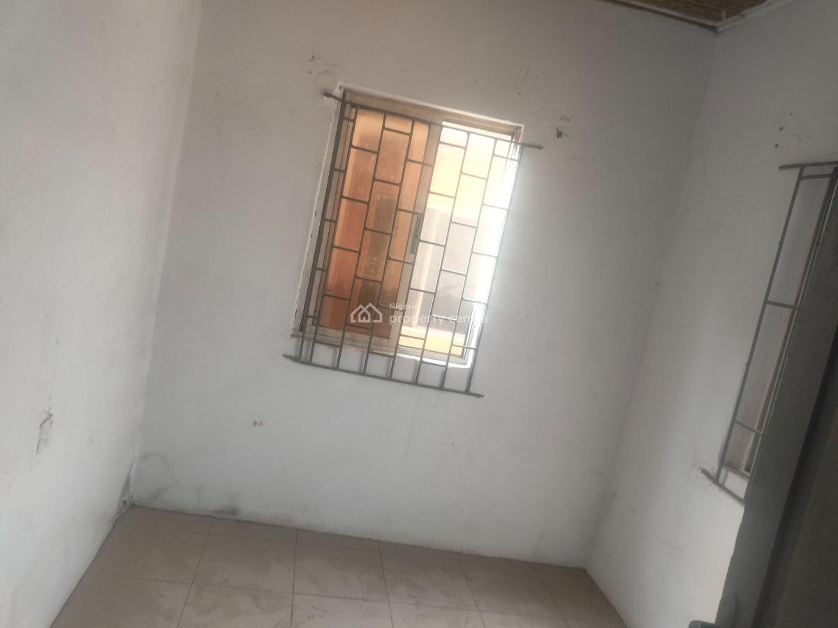 Affordable 2 Bedroom with 2 Toilets in a Calm Environment Upstairs, Alapere, Ketu, Lagos, Flat / Apartment for Rent