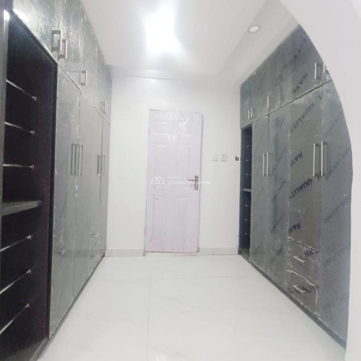 3 Bedroom Apartment, Omole Phase 2, Ikeja, Lagos, Flat / Apartment for Rent