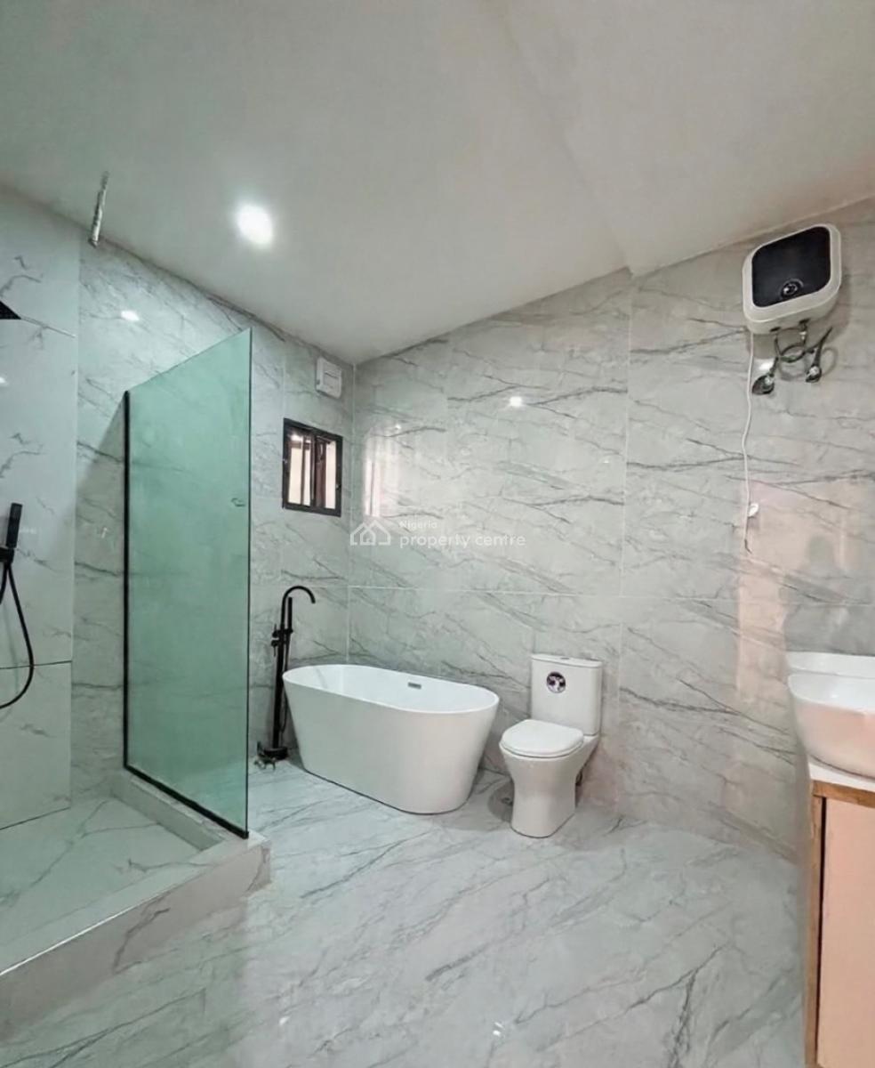 Lovely 5 Bedroom Terrace Duplex with Bq, Osapa London, Osapa, Lekki, Lagos, Terraced Duplex for Sale