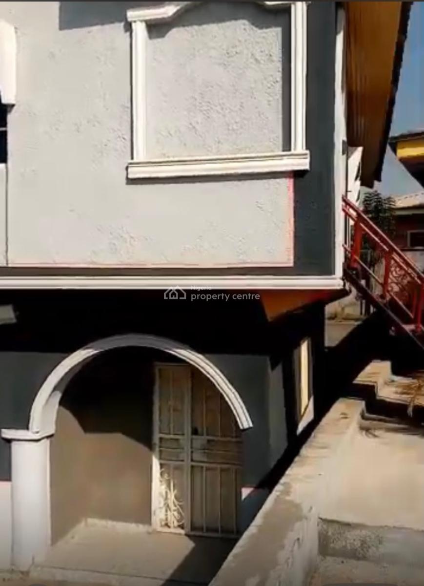 a Lounge/guest House, Kubwa Express, Kubwa, Abuja, Hotel / Guest House for Sale