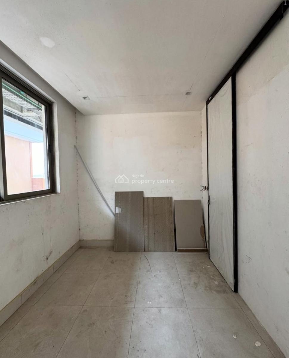 Newly Built and Serviced with 24/7 Power Supply 4 Bedroom En-suite Mai, Lekki Phase 1, Lekki, Lagos, House for Rent