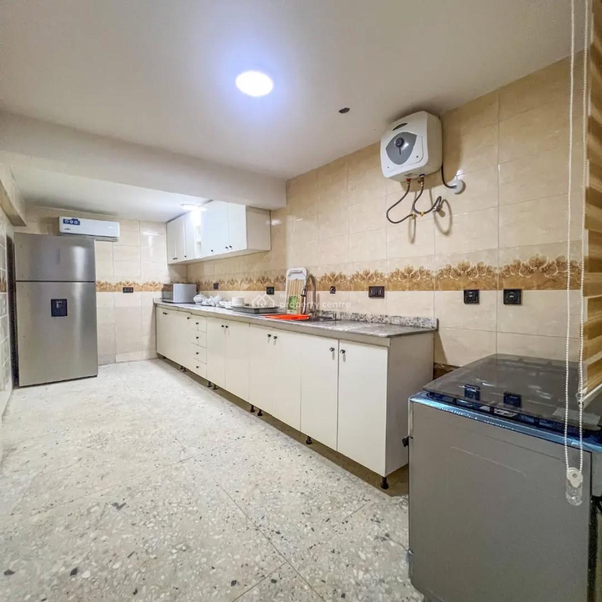 Nicely Furnished 2 Bedroom Apartment, Life Camp, Abuja, Flat / Apartment Short Let