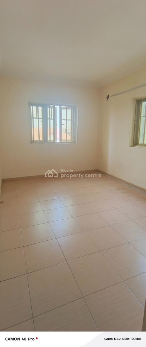 2 Bedroom Flat Sharing Bathroom and Toilet, Off Agungi Road, Lekki, Lagos, Flat / Apartment for Rent