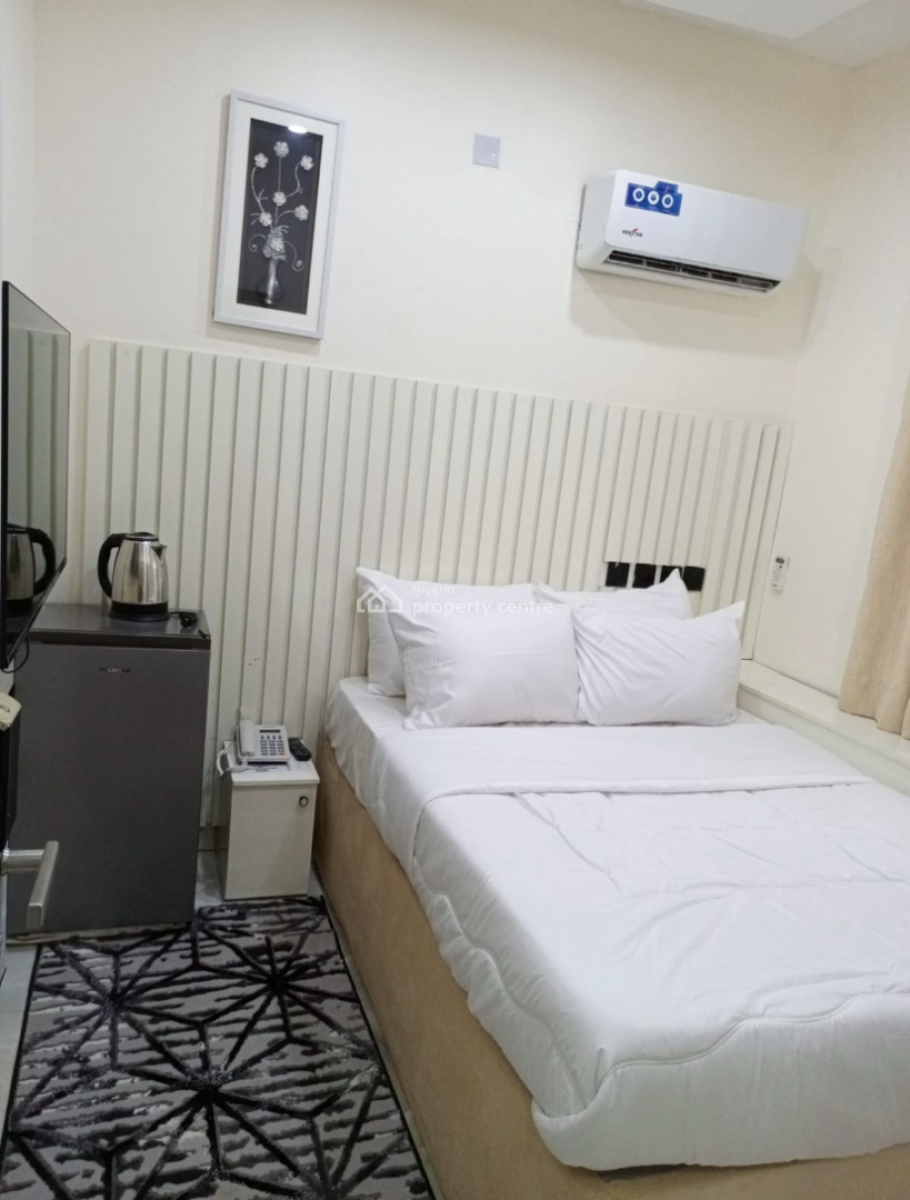 Nicely Furnished Studio Apartment, Life Camp, Abuja, Flat / Apartment Short Let