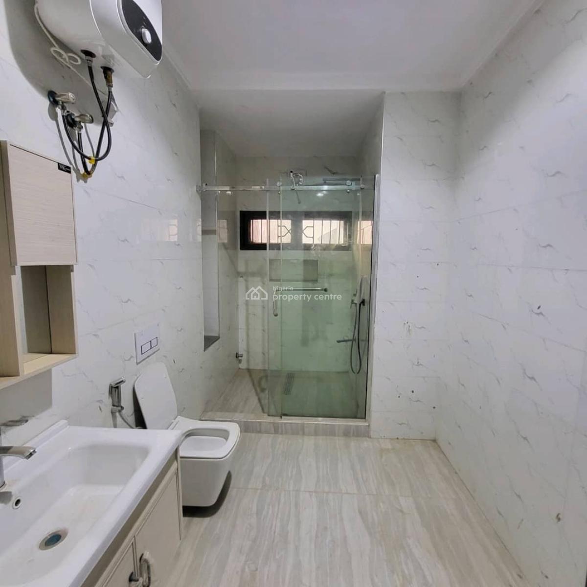 Impeccably 4-bedroom Terrace Duplex with a Room Boys Quarters, Guzape District,abuja, Guzape District, Abuja, Terraced Duplex for Sale