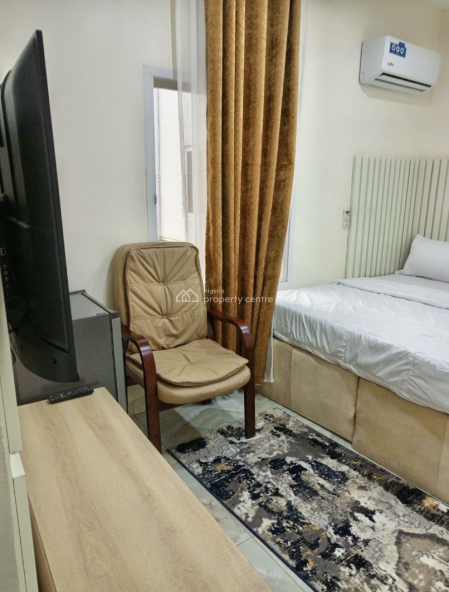 Nicely Furnished Studio Apartment, Life Camp, Abuja, Flat / Apartment Short Let