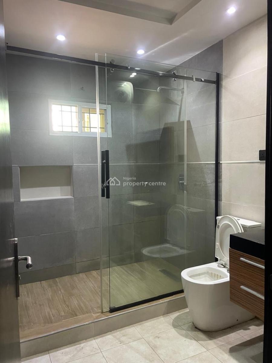 Service Clean Elegant 4 Bedroom with Bq, Chevron Drive, Lekki, Lagos, Semi-detached Duplex for Rent