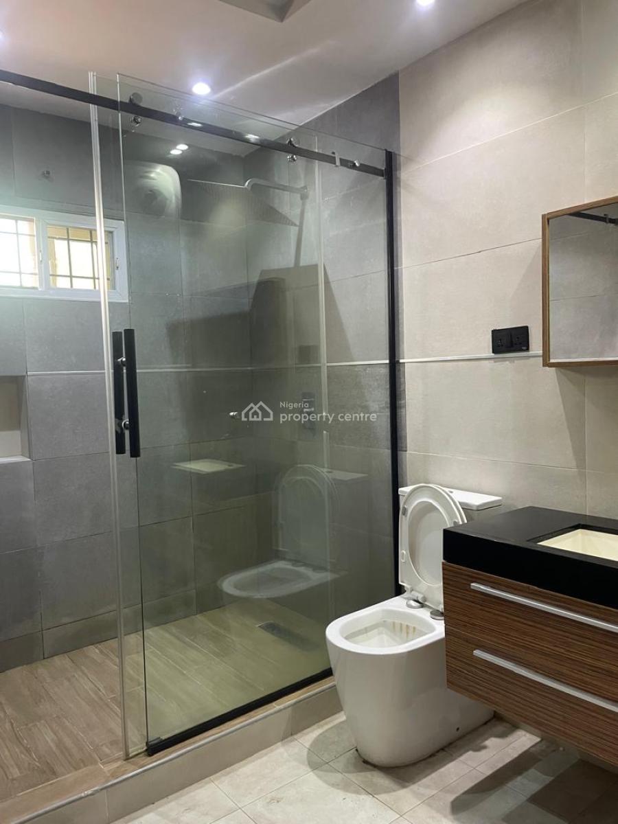 Service Clean Elegant 4 Bedroom with Bq, Chevron Drive, Lekki, Lagos, Semi-detached Duplex for Rent