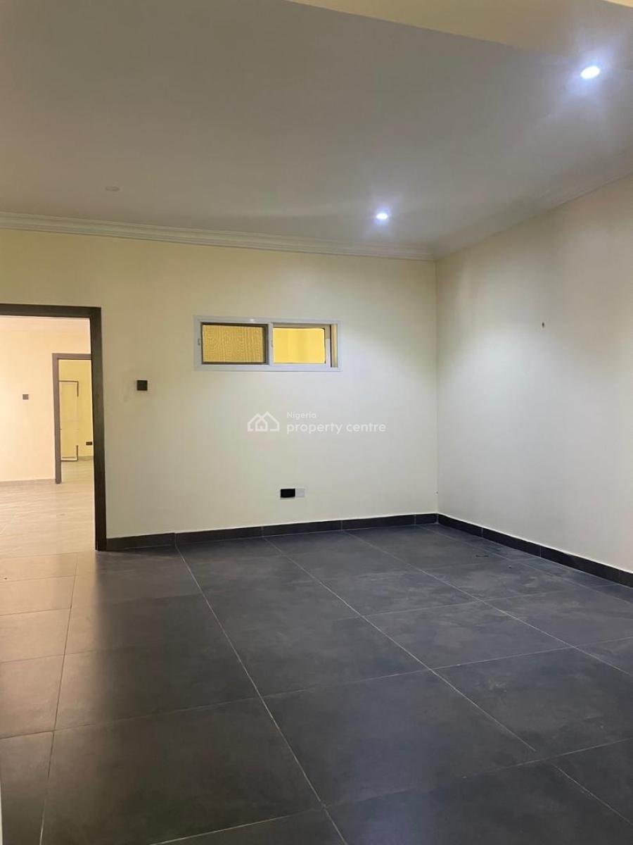 Service Clean Elegant 4 Bedroom with Bq, Chevron Drive, Lekki, Lagos, Semi-detached Duplex for Rent