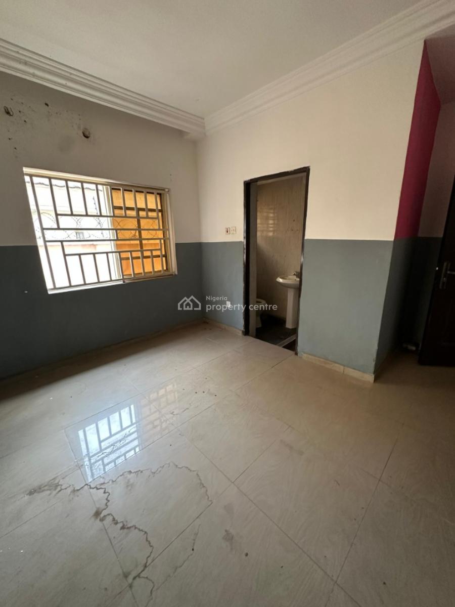 Well Finished 1 Bedroom Flat, Kingstown Estate, Life Camp, Abuja, Flat / Apartment for Rent