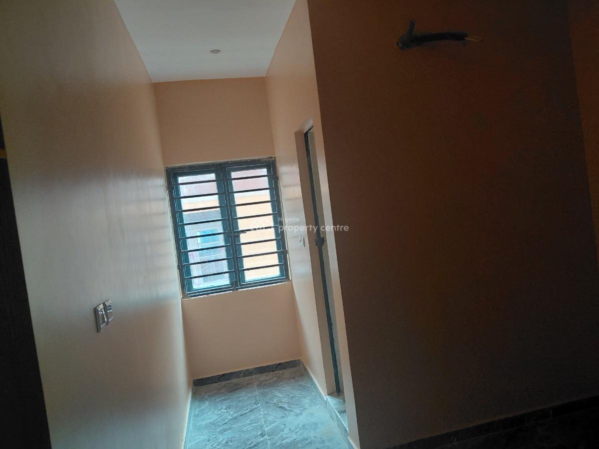 Newly Built 2 Bedroom Apartments, Bolarinwa Close, Alapere, Ketu, Lagos, Flat / Apartment for Rent