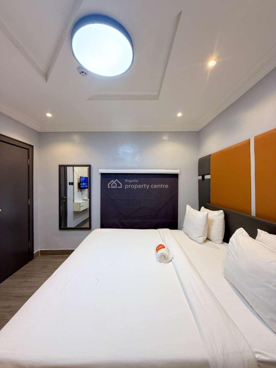 Nicely Furnished 1 Bedroom Apartment, Opebi, Ikeja, Lagos, Flat / Apartment Short Let