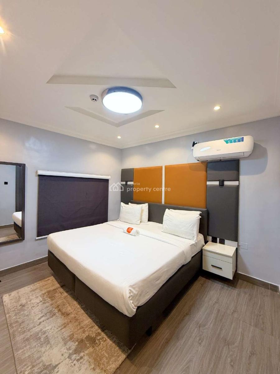 Nicely Furnished 1 Bedroom Apartment, Opebi, Ikeja, Lagos, Flat / Apartment Short Let