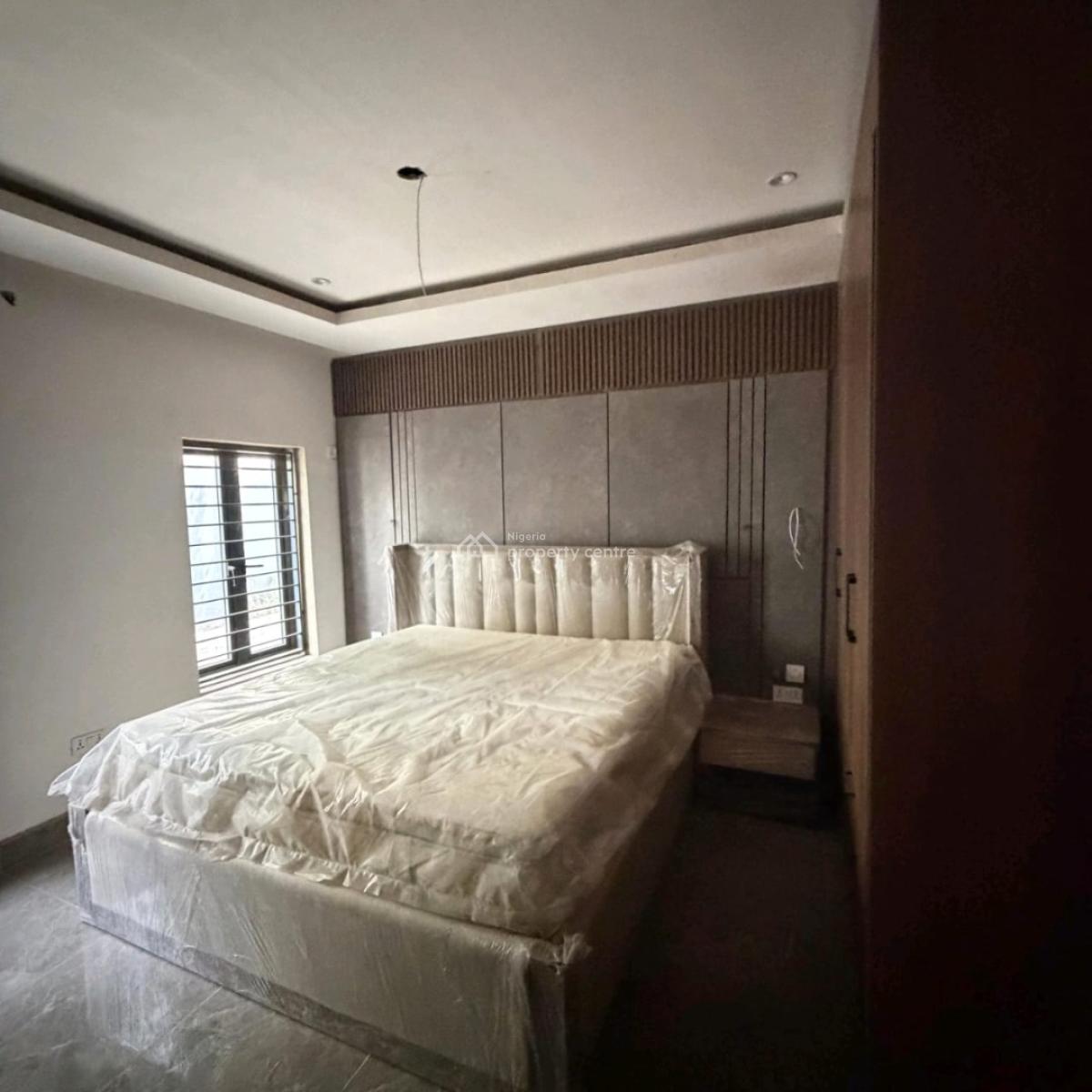 This Is a Solidly Built 7 Bedrooms Detached Home with a 2 Bedrooms Gue, Jabi, District ,abuja, Jabi, Abuja, Detached Duplex for Sale