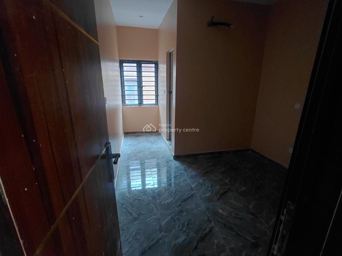 Decent Mini Flat in The Heart of Alapere, Bolarinwa, Alapere, Ketu, Lagos, Flat / Apartment for Rent