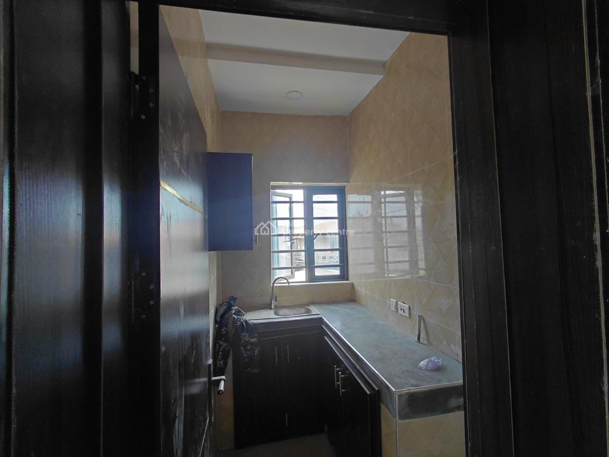 Decent Mini Flat in The Heart of Alapere, Bolarinwa, Alapere, Ketu, Lagos, Flat / Apartment for Rent
