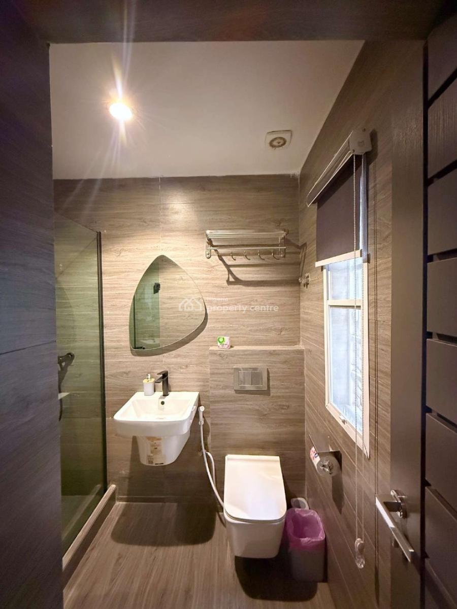 Nicely Furnished 2 Bedrooms Apartment, Opebi, Ikeja, Lagos, Flat / Apartment Short Let