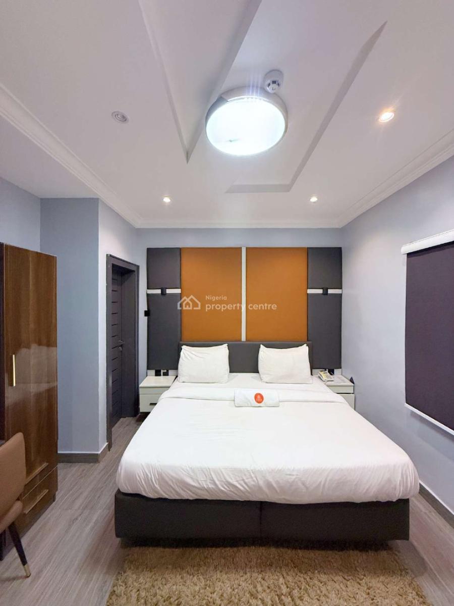 Nicely Furnished 2 Bedroom Apartment, Opebi, Ikeja, Lagos, Flat / Apartment Short Let