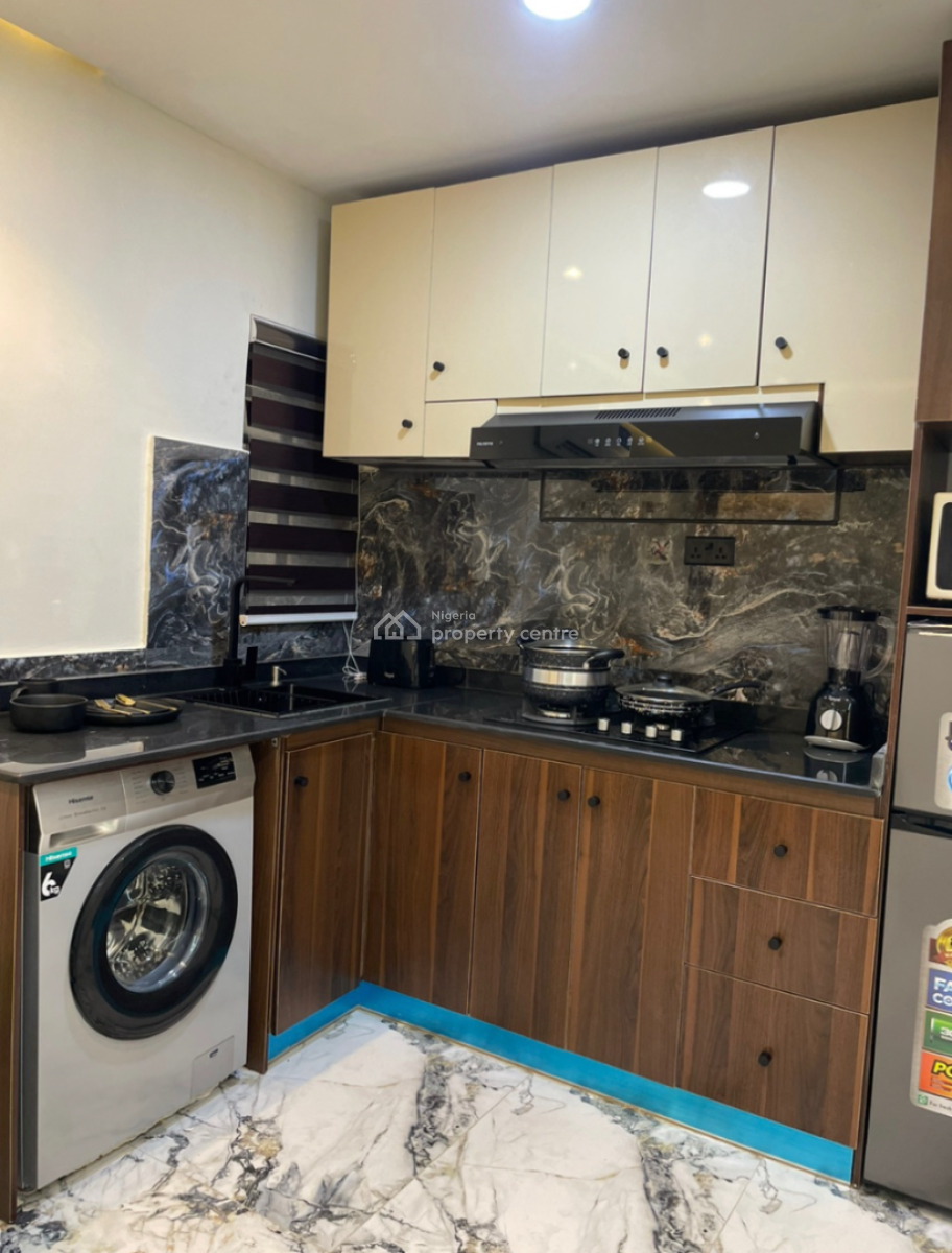 Nicely Furnished 1 Bedroom Apartment, Ajao Estate, Isolo, Lagos, Flat / Apartment Short Let