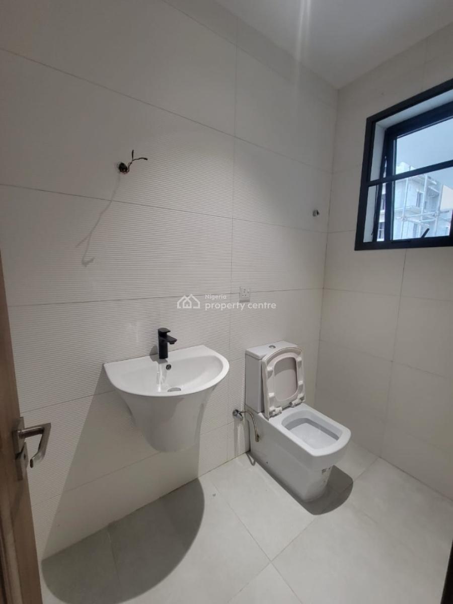 Fully Serviced 5 Bedroom Semi-detached Duplex with 2 Room Bq, Banana Island, Ikoyi, Lagos, Semi-detached Duplex for Rent