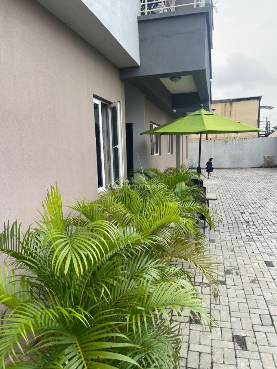 Luxury Serviced 2 Bedroom Apartment, Lekki Scheme 2 Estate, Ogombo, Ajah, Lagos, Flat / Apartment for Rent