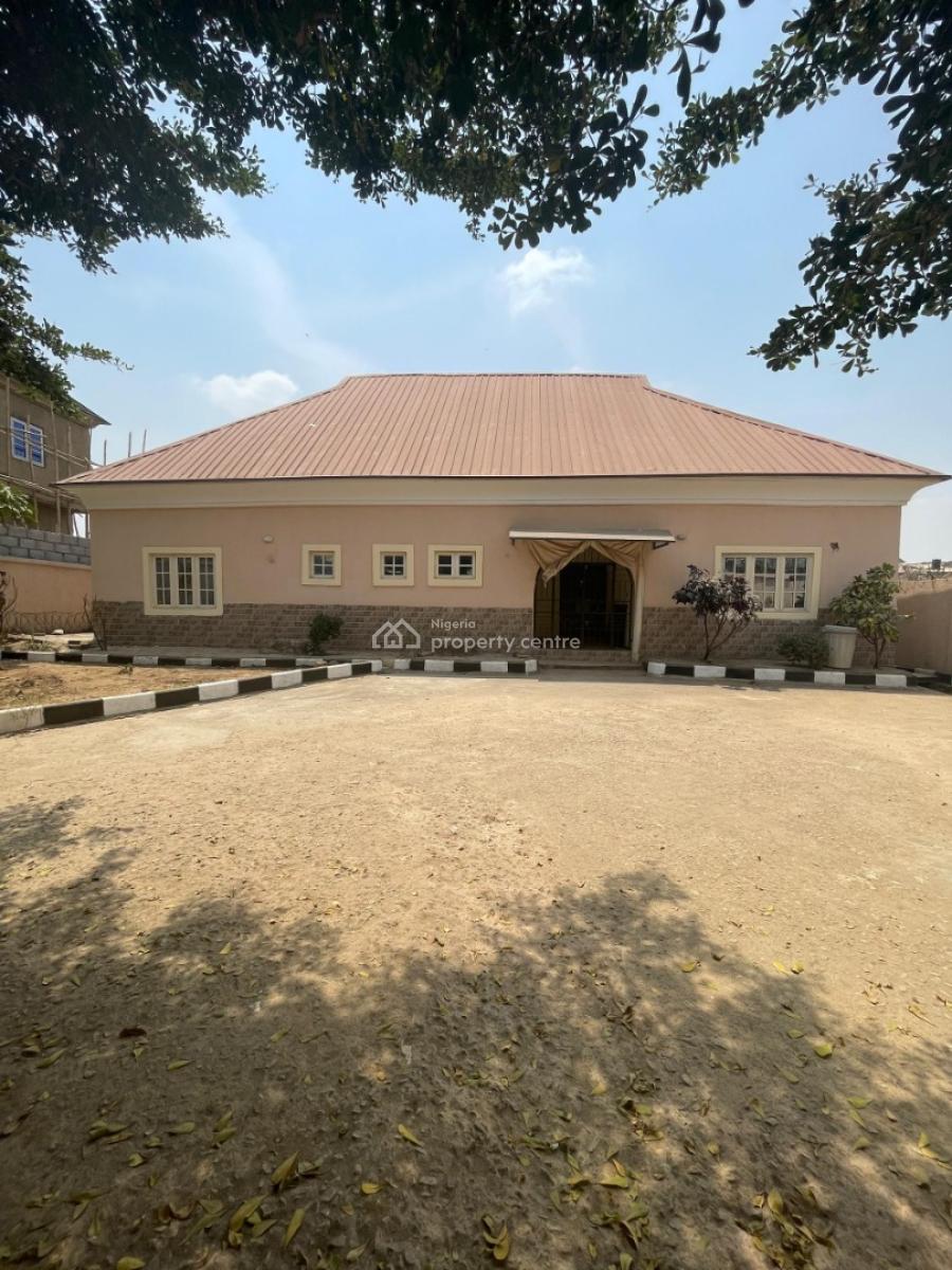 Fully Detached 3bedroom Bungalow with Massive Compound and Gate House, Dawaki Extension, Dawaki, Gwarinpa, Abuja, Detached Bungalow for Rent