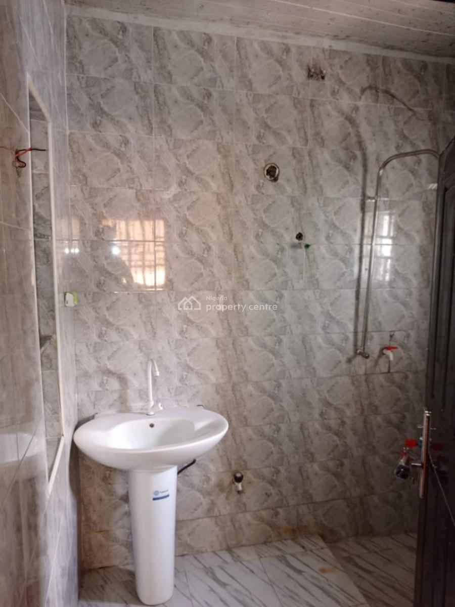 4 Bedroom Fully Detached Bungalow with 2 Bq, Trademore Estate, Lugbe District, Abuja, Detached Bungalow for Rent