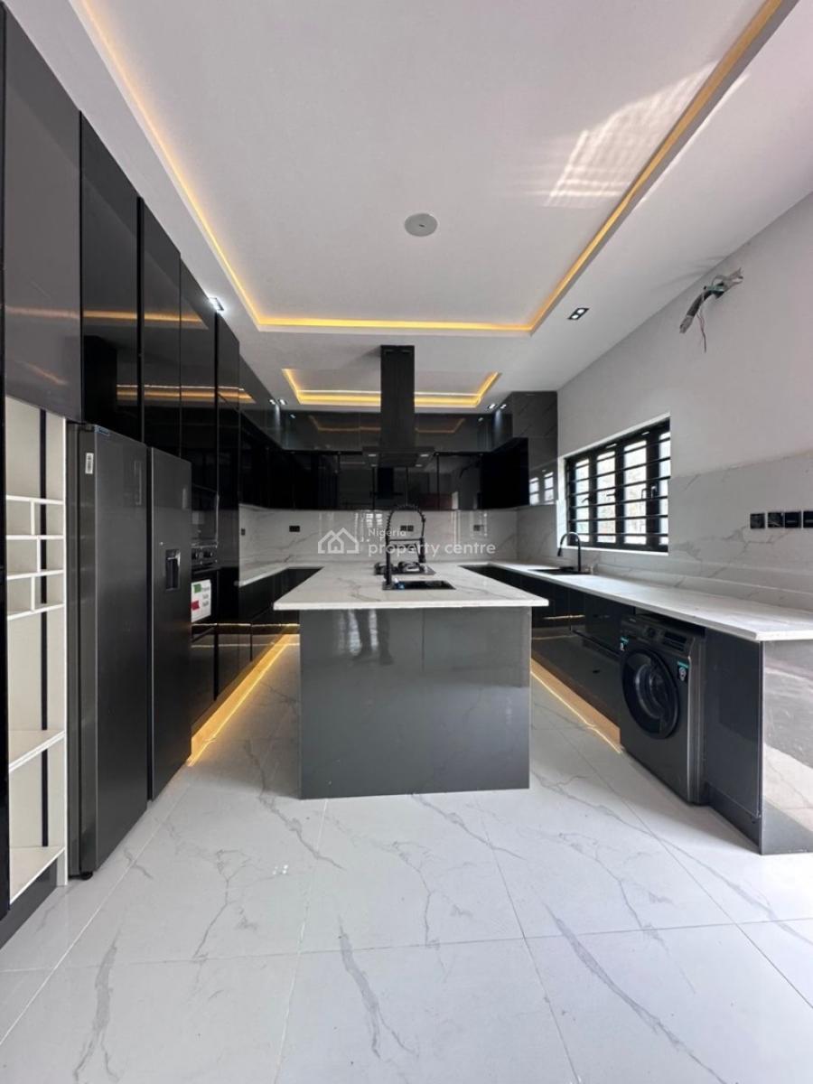 Beautiful Luxury 5 Bedroom House with Pool, Ikota, Lekki, Lagos, Detached Duplex for Sale