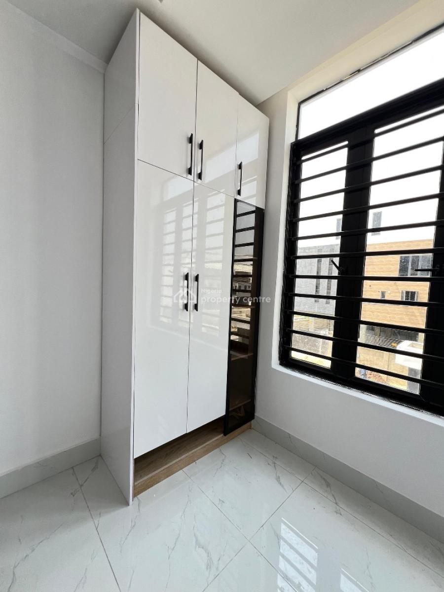 Luxury 2 Bedroom Apartment with Elevator, Lekki Phase 1, Lekki Phase 1, Lekki, Lagos, Flat / Apartment for Sale