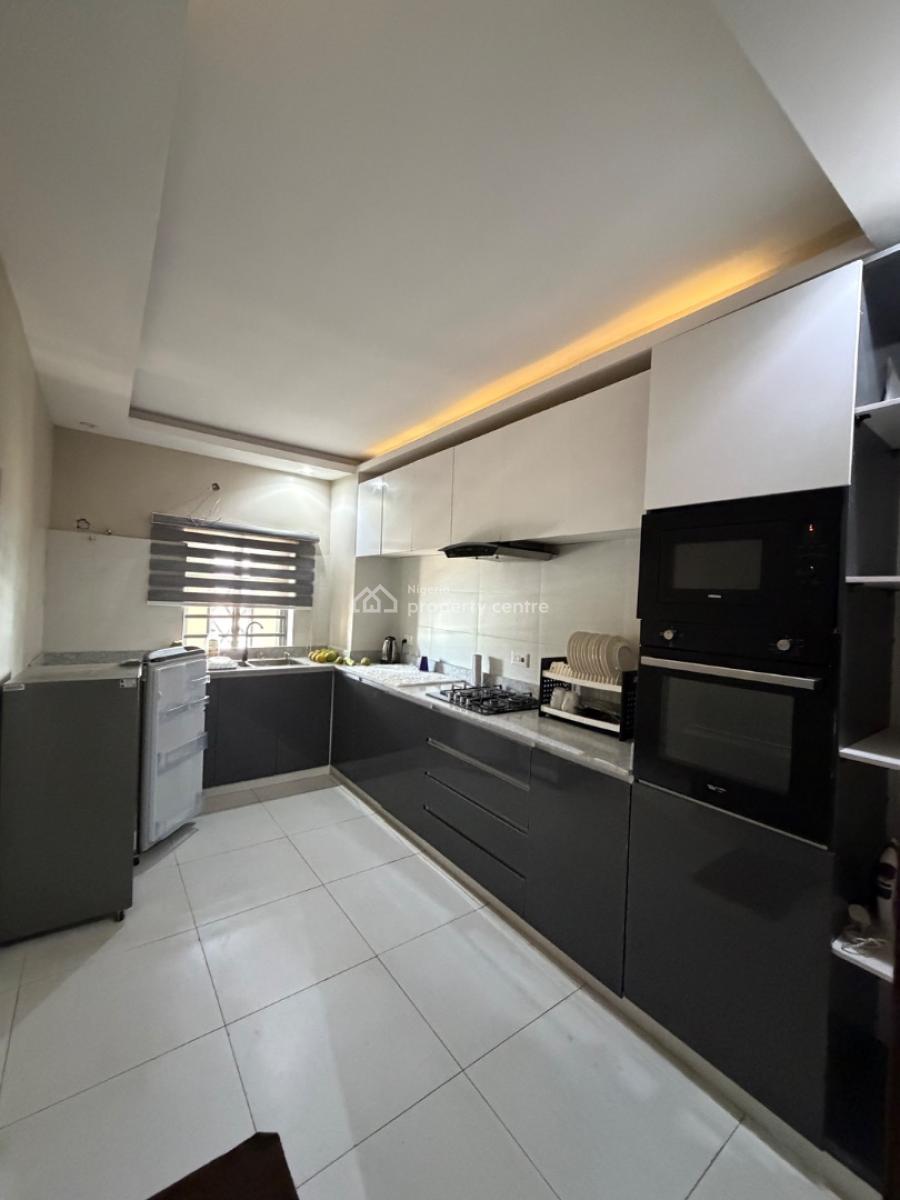 Tastefully Furnished 2bedrooms Flat with Bq, Whitesand School Street, Lekki Right., Lekki Phase 1, Lekki, Lagos, Flat / Apartment for Rent