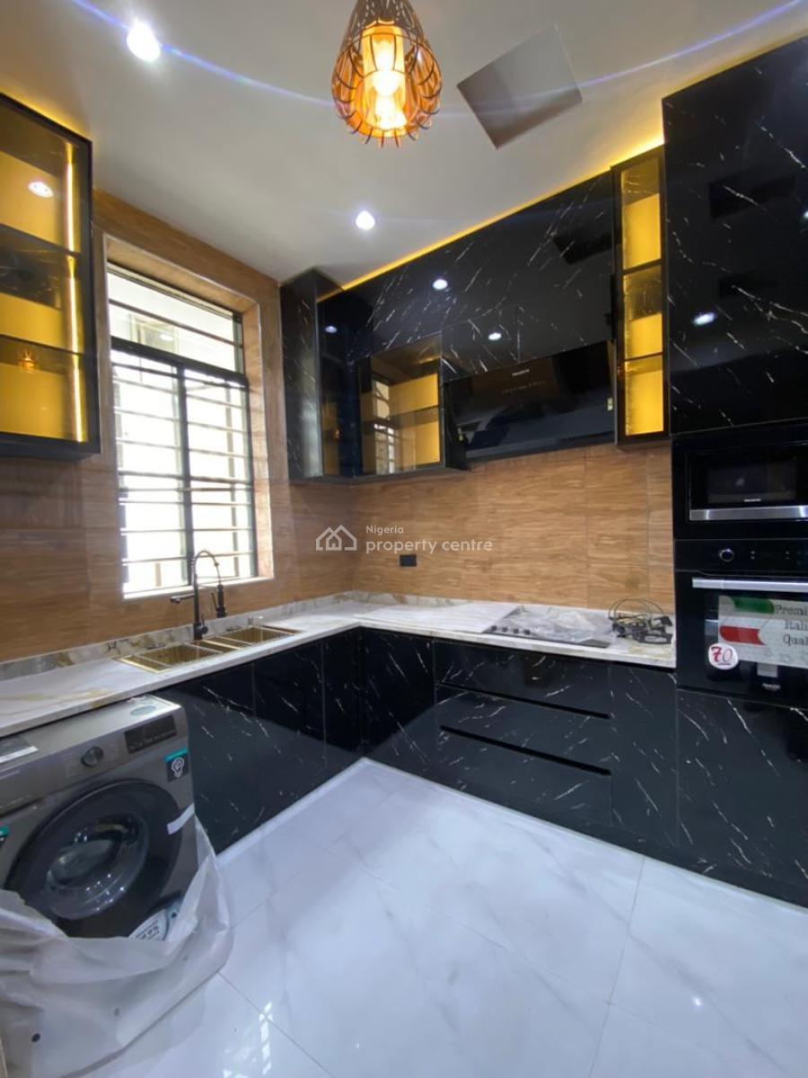 Lovely Built 2 Bedroom Apartment with an Elevator in a Prime Location, Lekki Phase 1, Lekki, Lagos, Flat / Apartment for Sale