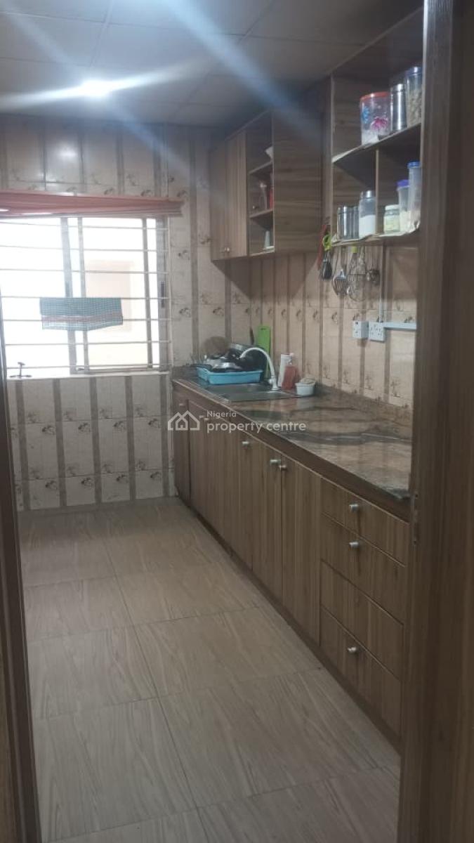 4 Bedroom Flat Upstairs with a Room Bq, Ilupeju, Lagos, House for Sale