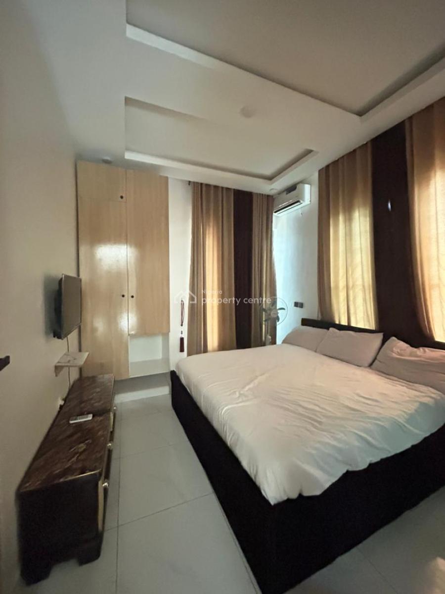Furnished 2 Bedroom W, Ologolo, Lekki, Lagos, Flat / Apartment for Rent