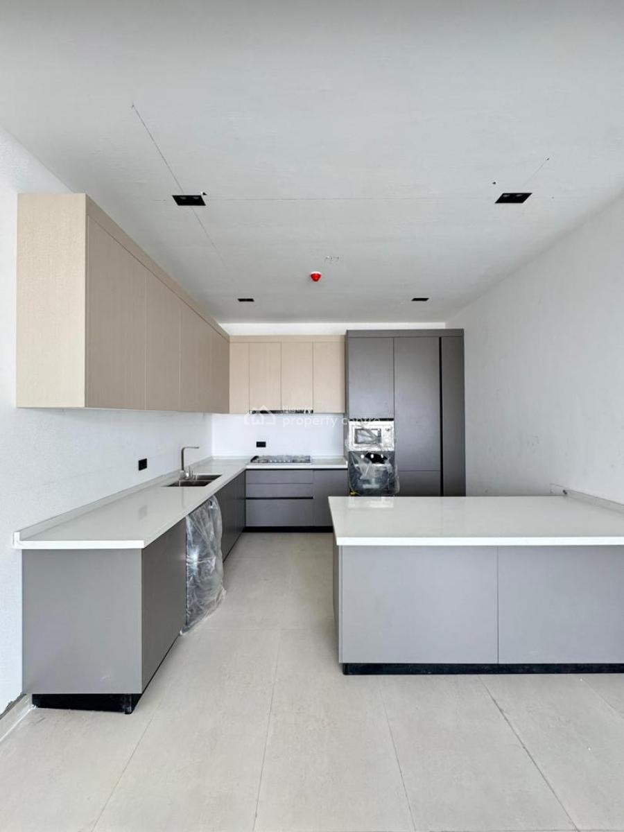 Aesthetically Pleasing 2 Bedroom Apartment, Lekki Phase 1, Lekki, Lagos, Flat / Apartment for Sale