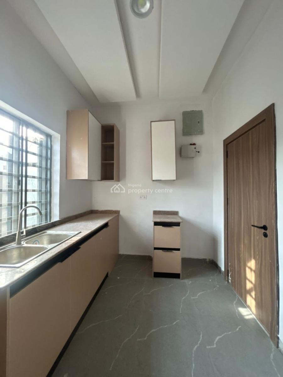 Modern 2 Bedroom Apartment, Ologolo, Lekki, Lagos, Flat / Apartment for Rent