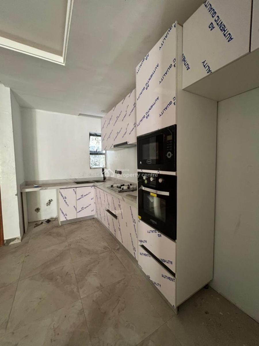 Modern 2 Bedroom Apartment, Lekki Phase 1, Lekki, Lagos, Flat / Apartment for Sale