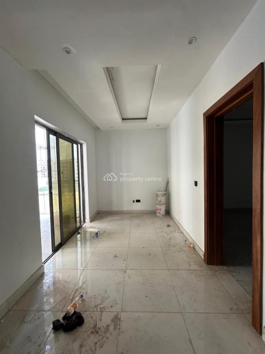 Modern 2 Bedroom Apartment, Lekki Phase 1, Lekki, Lagos, Flat / Apartment for Sale