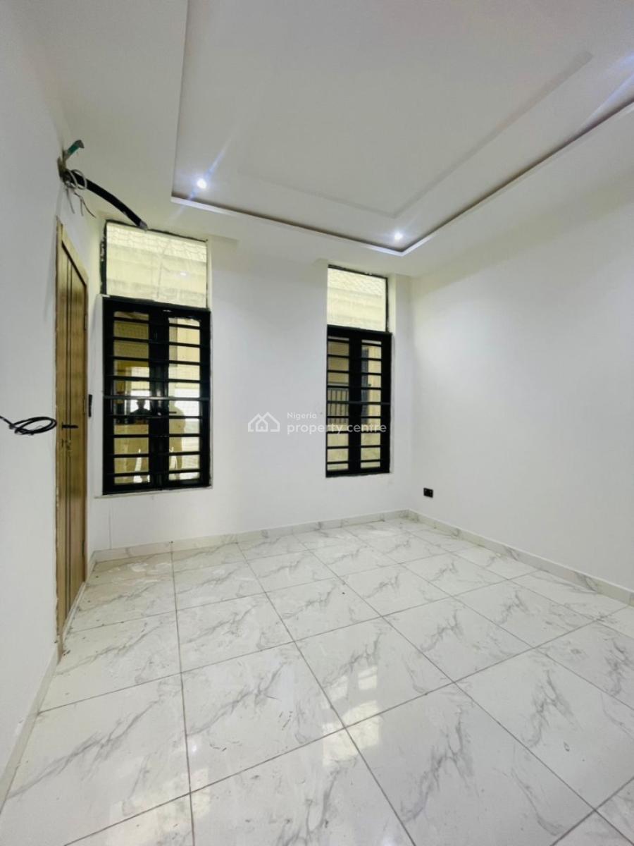 Well Spacious 4 Bedroom Terraced Duplex with Bq, Ologolo, Lekki, Lagos, Terraced Duplex for Sale