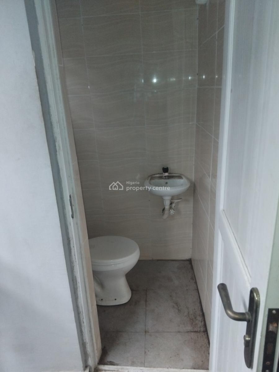 Mini Flat Available, 2 Redemption  Street Good News Estate, Ogombo, Ajah, Lagos, Mini Flat (room and Parlour) for Rent