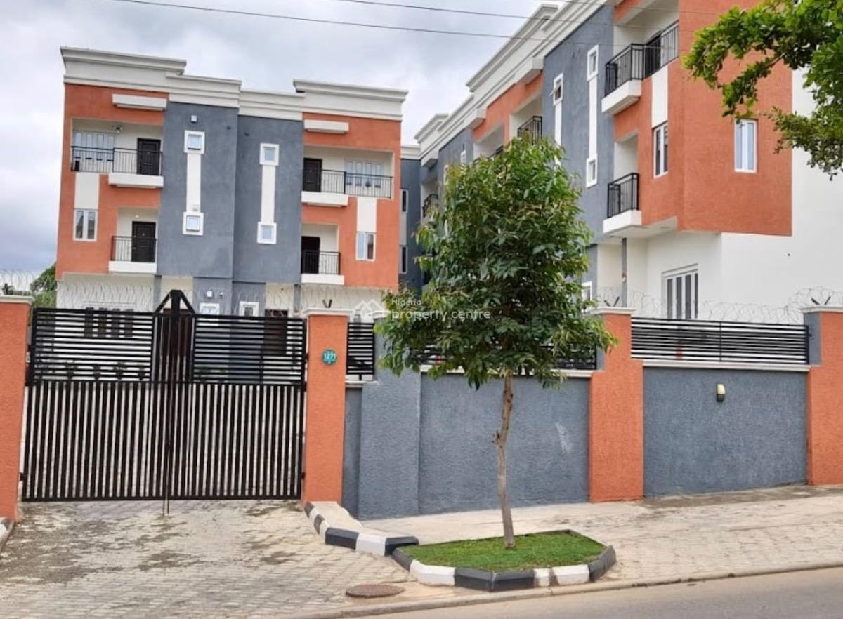 4 Bedroom Terraced Duplex, Silas Ilo Close, Guzape District, Abuja, Terraced Duplex for Sale