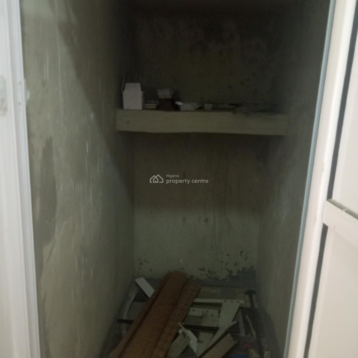 Sharp  and Clean 3 Bedroom Flat, Abraham Adesanya,lekki Peninsula 2, Ajah, Lagos, Flat / Apartment for Rent