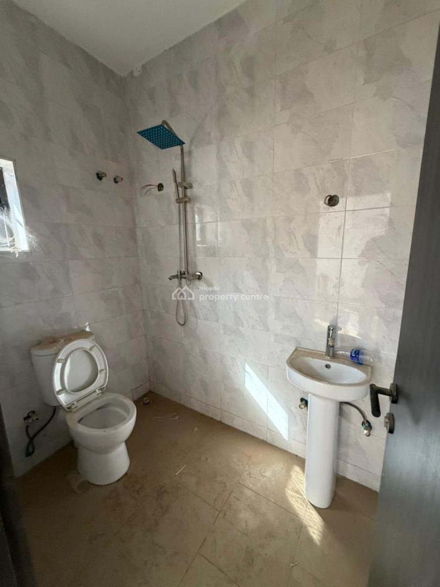 Luxury 3 Bedrooms Apartment, Jahi, Abuja, Block of Flats for Sale