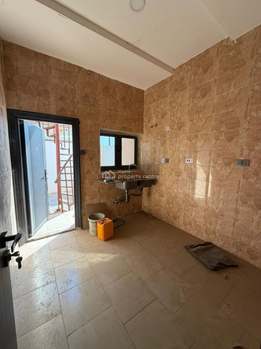 Luxury 3 Bedrooms Apartment, Jahi, Abuja, Block of Flats for Sale