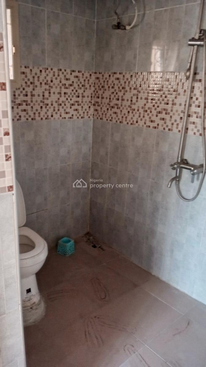 Shared Apartment Apartment, Miracle Estate, Sangotedo, Ajah, Lagos, Flat / Apartment for Rent