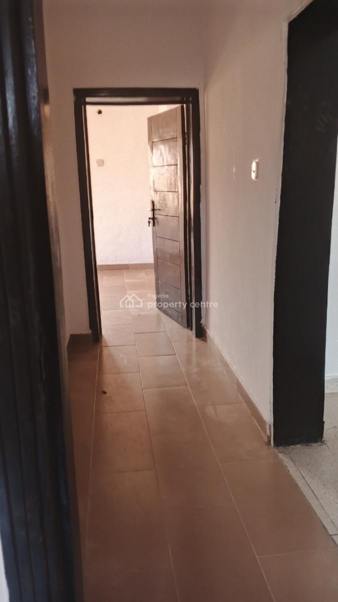 Shared Apartment Apartment, Miracle Estate, Sangotedo, Ajah, Lagos, Flat / Apartment for Rent