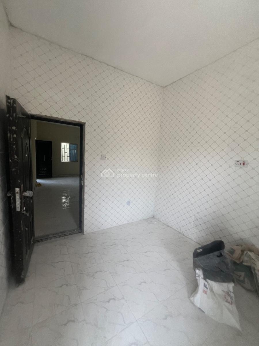 Nice Brand New 3 Bedroom Flat Downstairs, Mobil Road Ilaje, Ajah, Lagos, Flat / Apartment for Rent