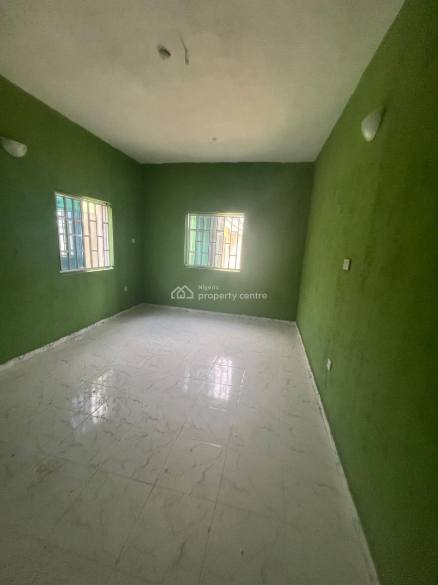 Nice Brand New 3 Bedroom Flat Downstairs, Mobil Road Ilaje, Ajah, Lagos, Flat / Apartment for Rent