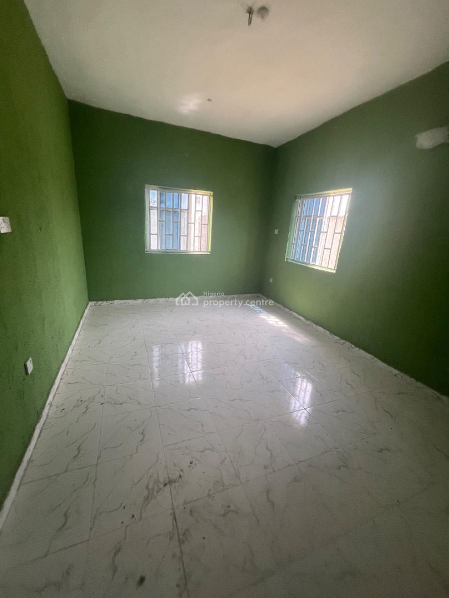 Nice Brand New 3 Bedroom Flat Downstairs, Mobil Road Ilaje, Ajah, Lagos, Flat / Apartment for Rent