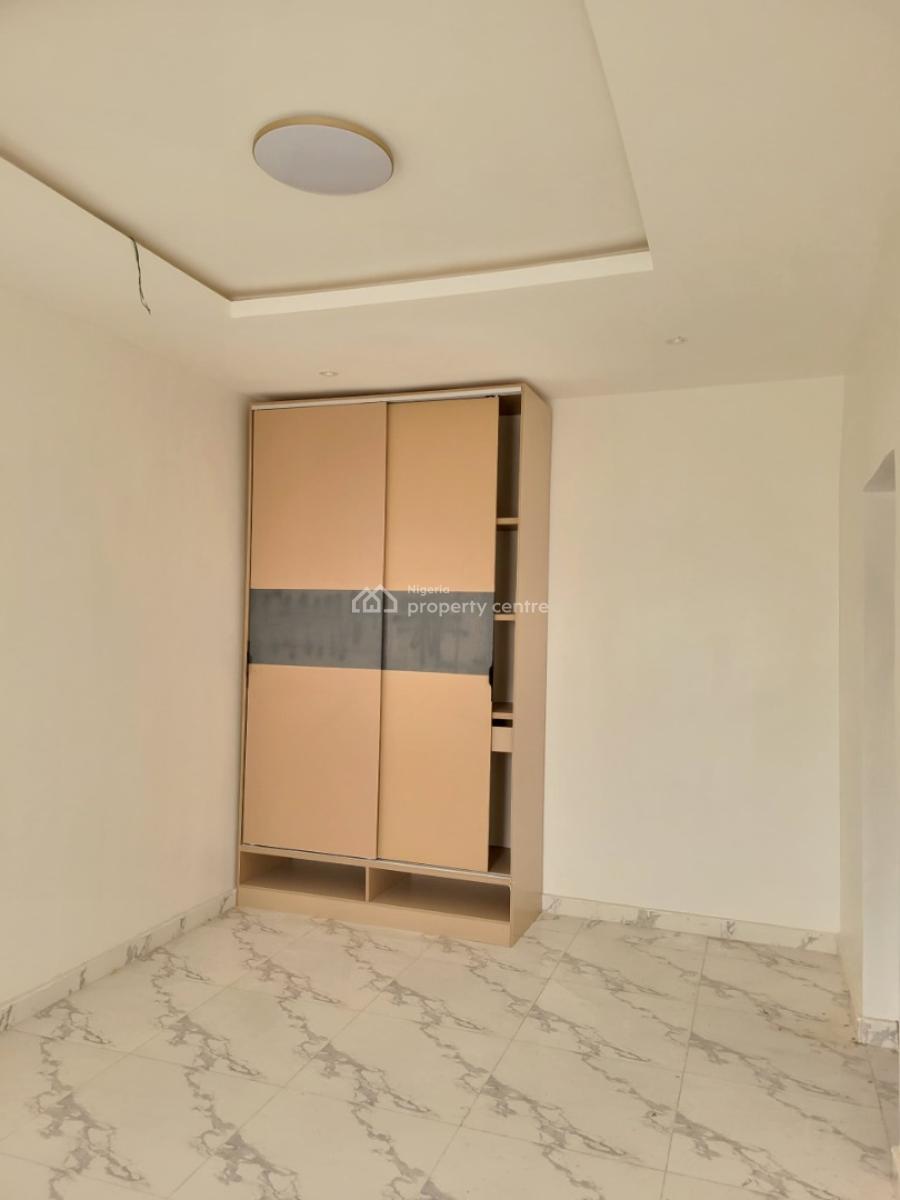 Super Massive Nd Luxury 2bedroom with Personal Staircase, Greenville Estate Phase 2, Badore, Ajah, Lagos, Flat / Apartment for Rent